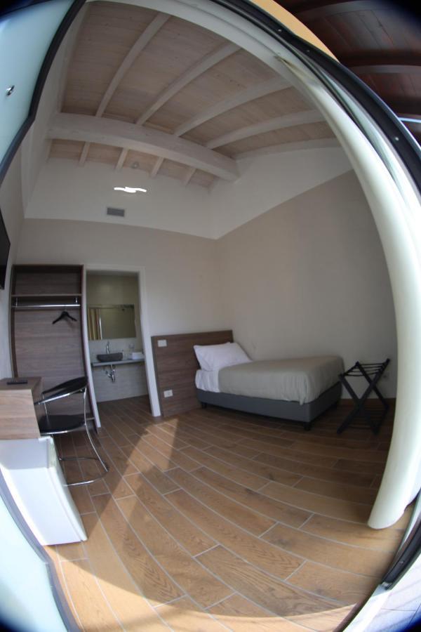 Villoresi Rooms Castano Primo Ngoại thất bức ảnh